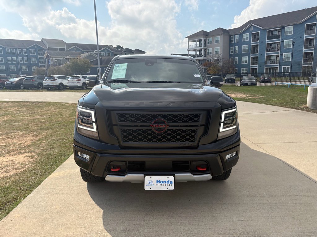 Used 2023 Nissan Titan PRO-4X w/ Pro-4x Convenience Package image 3
