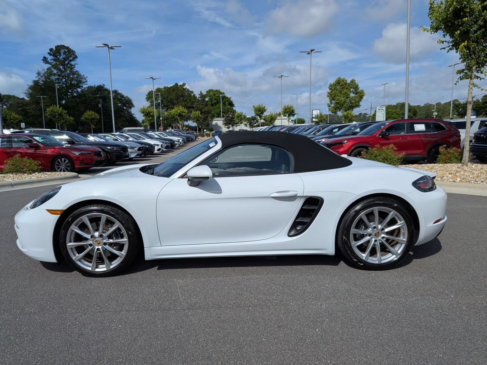 Used 2019 Porsche 718 Boxster RWD image 6