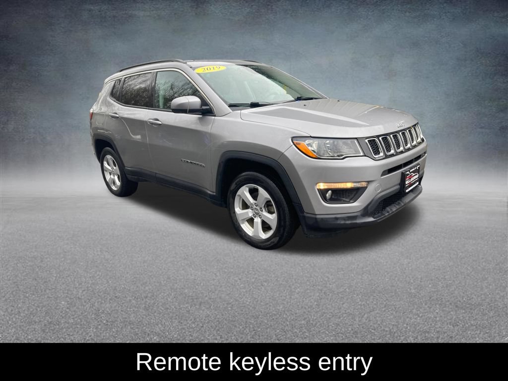 Used 2019 Jeep Compass Latitude AWD/4WD image 9