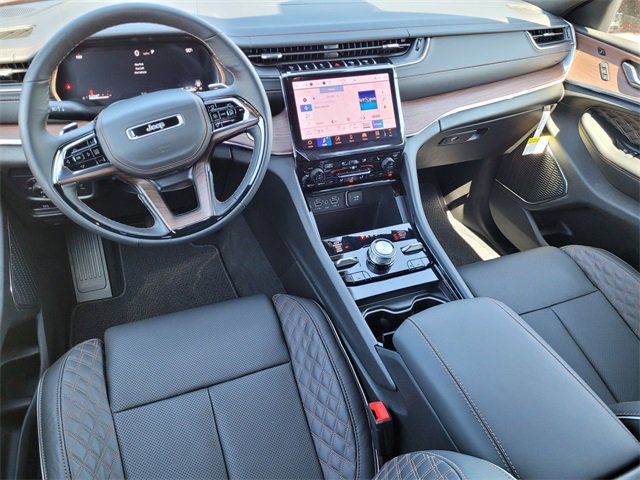 New 2025 Jeep Grand Cherokee L Summit w/ Obsidian Package image 9