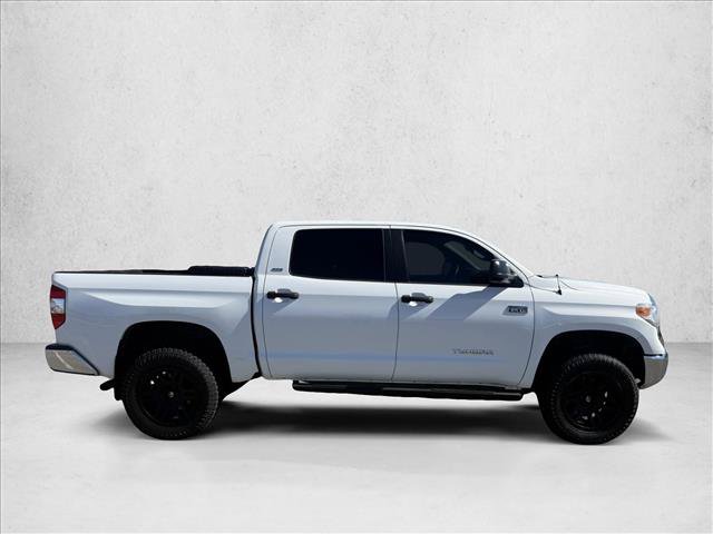 Used 2017 Toyota Tundra SR5 w/ SR5 Upgrade Package AWD/4WD image 4