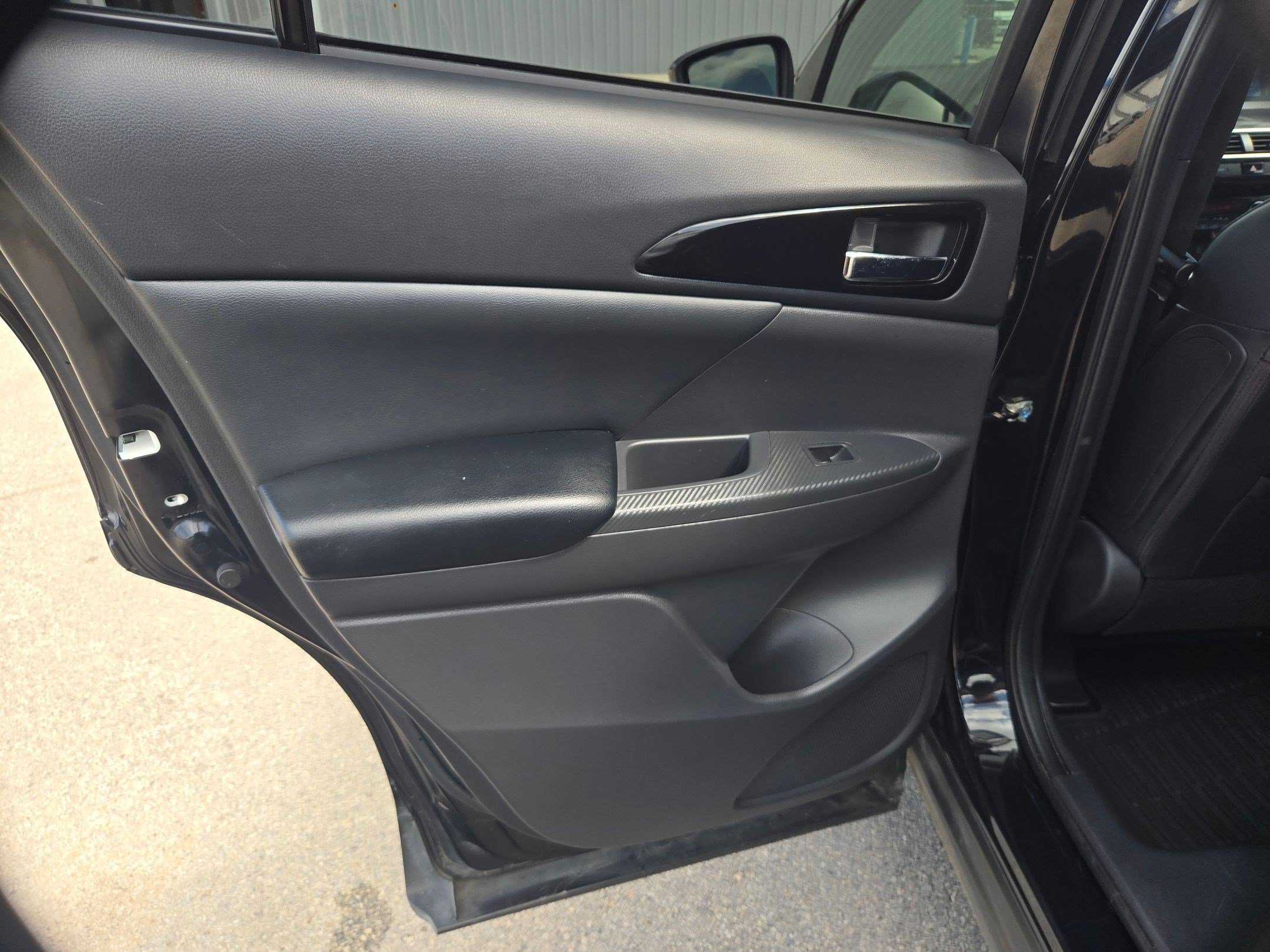 Used 2020 Mitsubishi Eclipse Cross FWD image 14