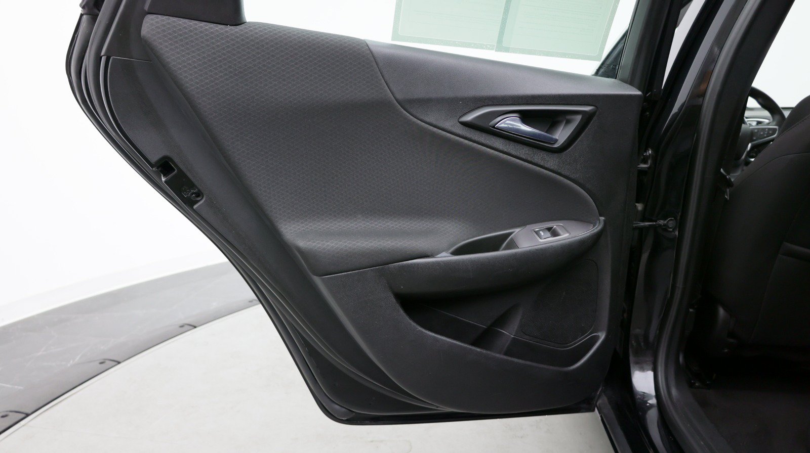 Used 2021 Chevrolet Malibu LT FWD image 25