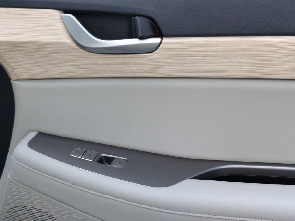 Used 2025 Hyundai Palisade Limited image 33