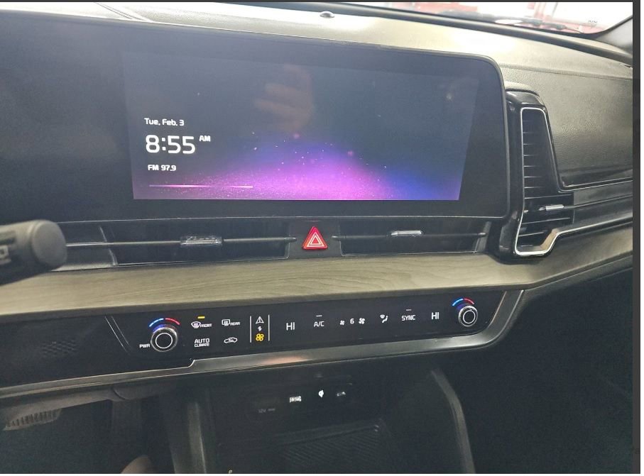 Certified 2023 Kia Sportage X-Line w/ X-Line Premium Package image 4