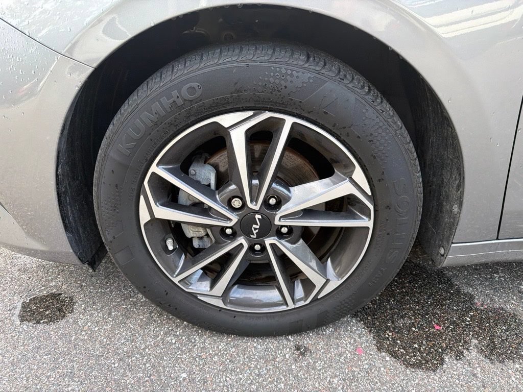 Certified 2024 Kia Forte LXS FWD image 24