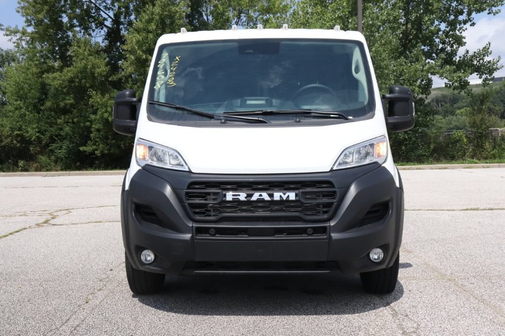 Used 2024 RAM ProMaster 3500 w/ Safety Group FWD image 3