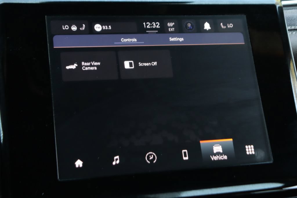 Used 2024 Jeep Grand Cherokee Altitude RWD image 31