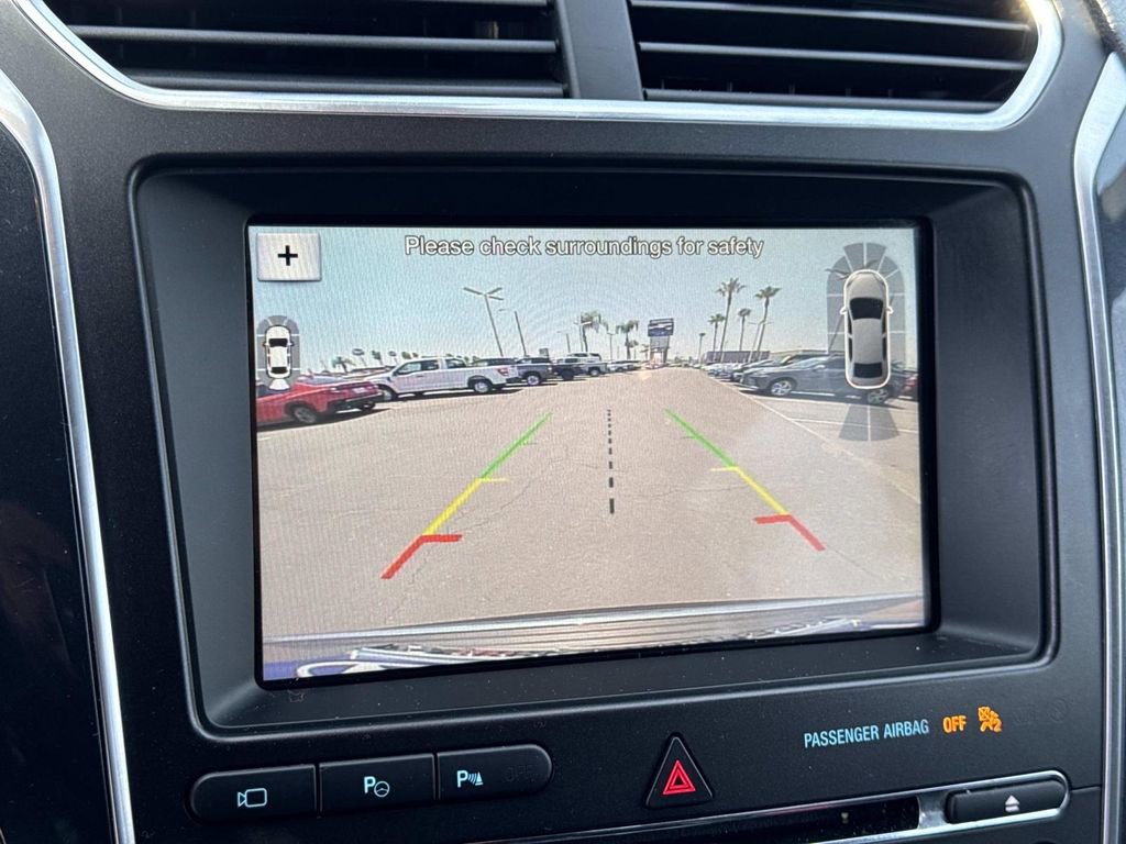 Used 2018 Ford Explorer Limited w/ Equipment Group 301A FWD image 15