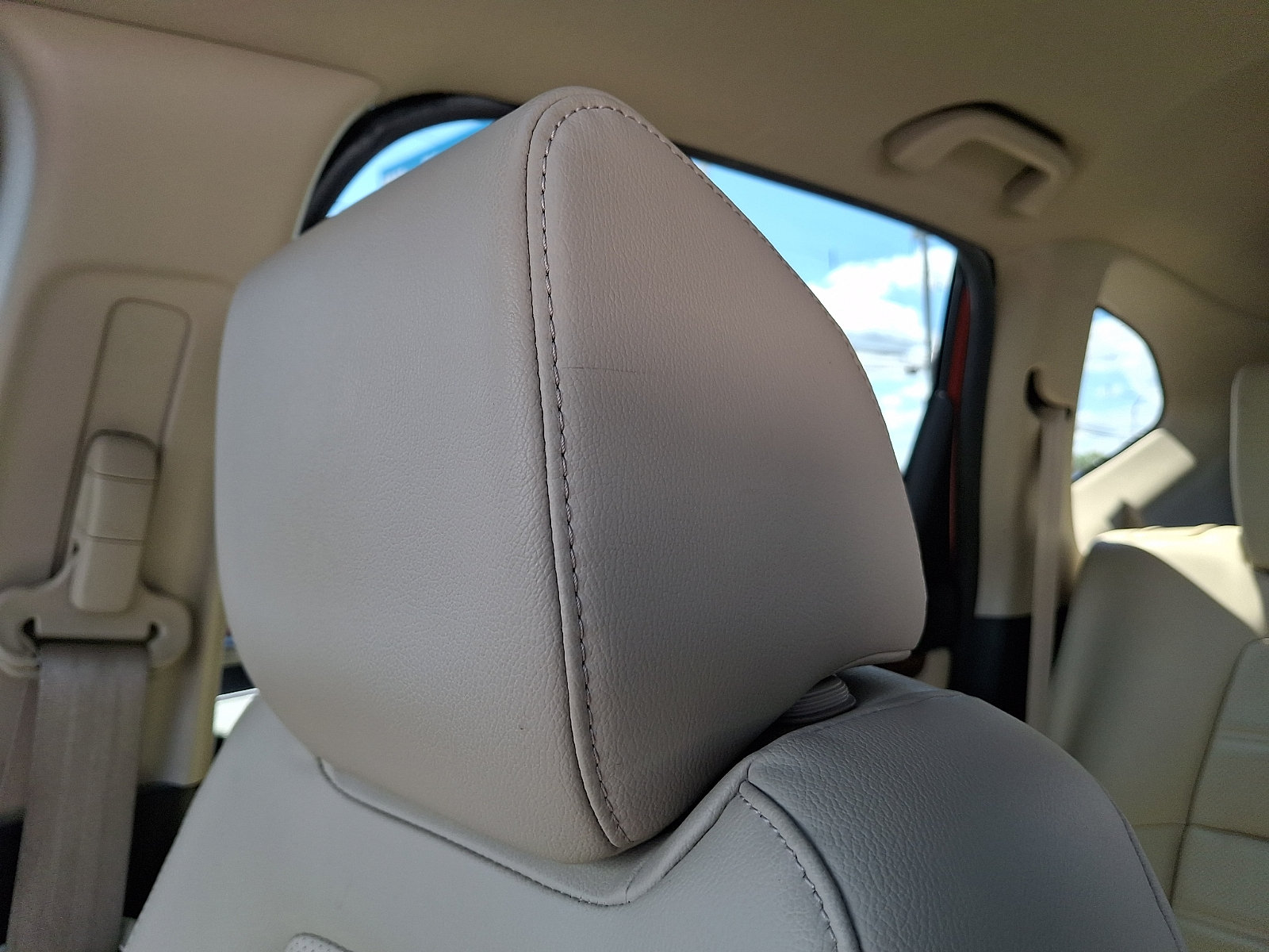 Used 2017 Honda CR-V EX-L image 13