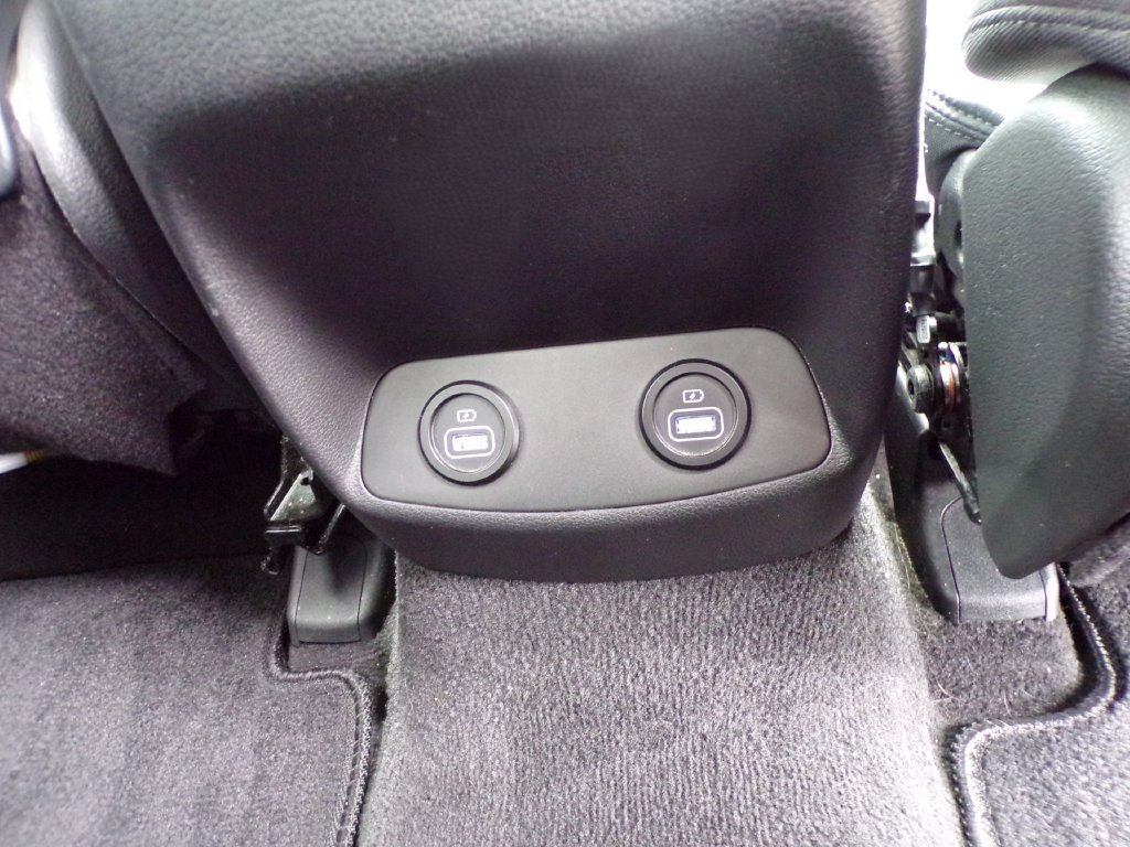 Used 2022 Hyundai Santa Fe SEL w/ Convenience Package AWD/4WD image 9