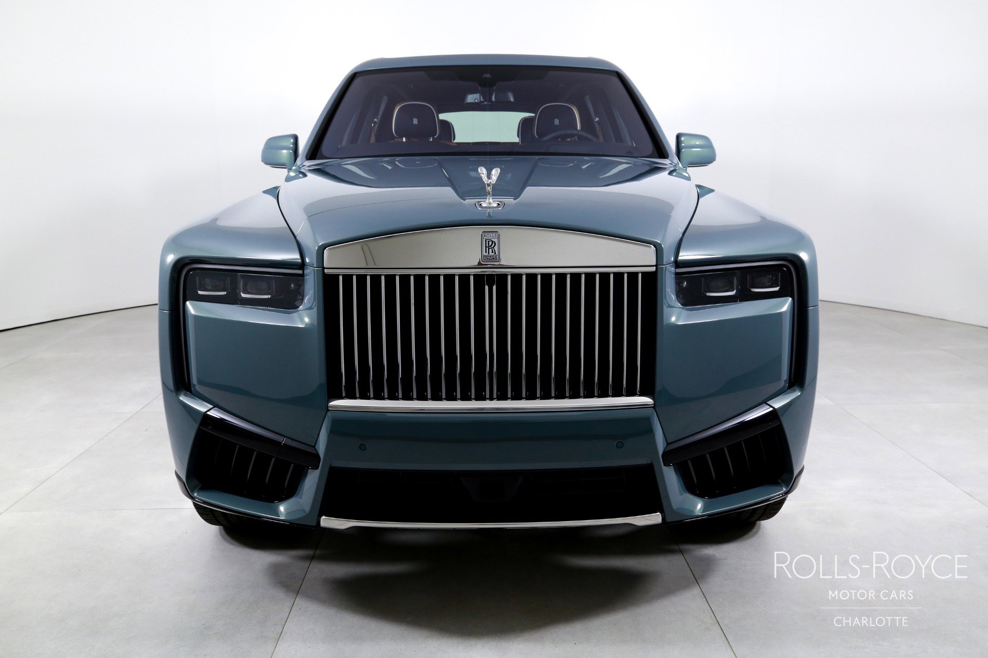 Certified 2025 Rolls-Royce Cullinan image 7