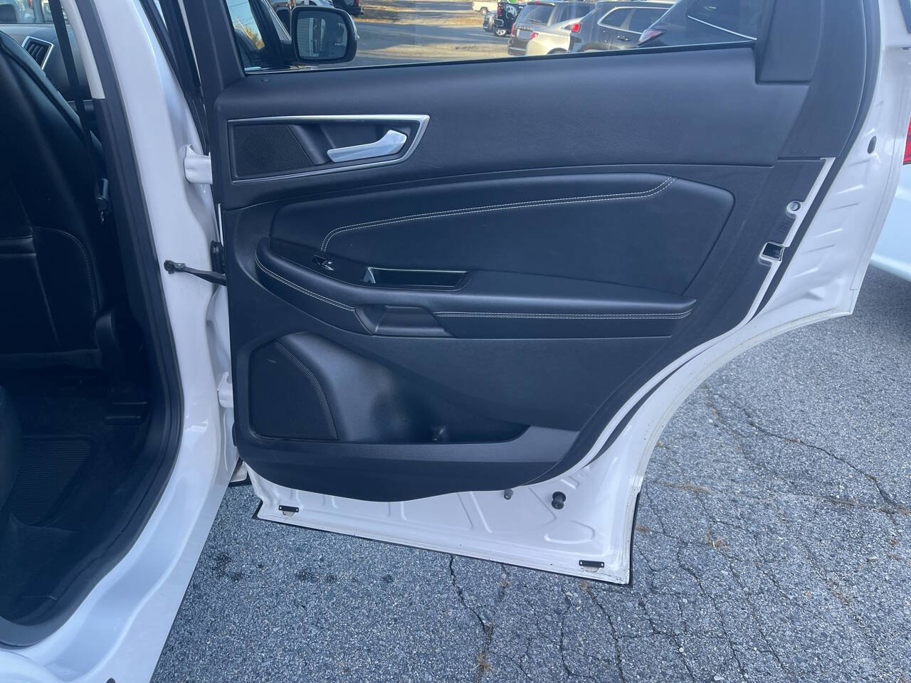 Used 2016 Ford Edge Titanium w/ Equipment Group 301A image 25