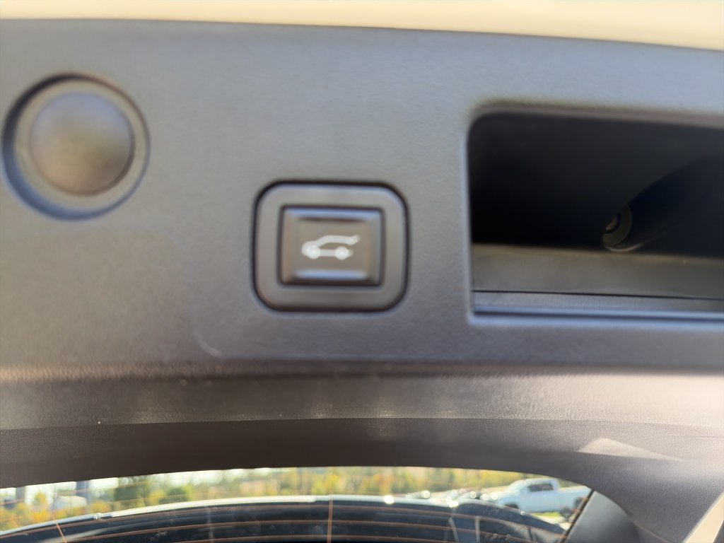 Certified 2025 Chevrolet Equinox LT w/ Convenience Package II AWD/4WD image 30