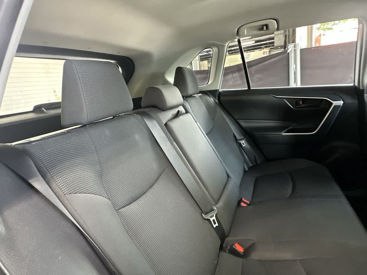 Used 2025 Toyota RAV4 LE AWD/4WD image 26