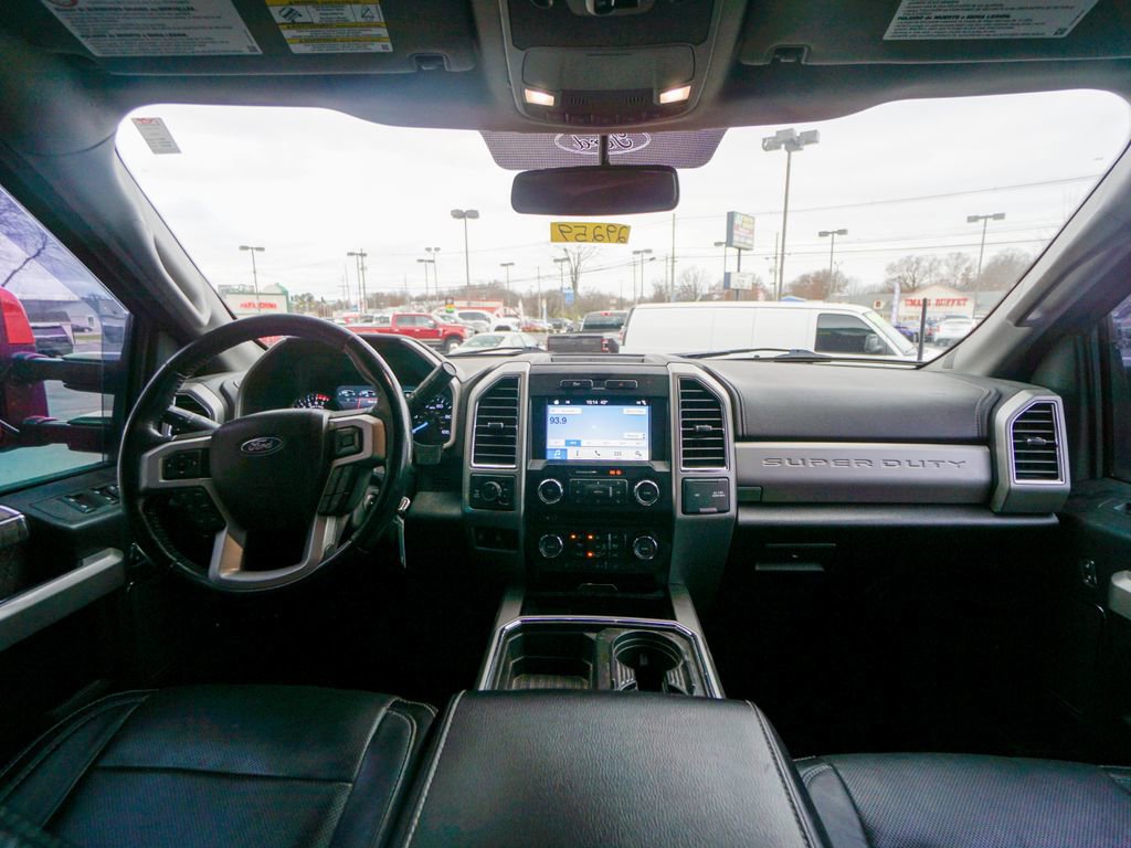 Used 2018 Ford F250 Lariat w/ Lariat Value Package image 2