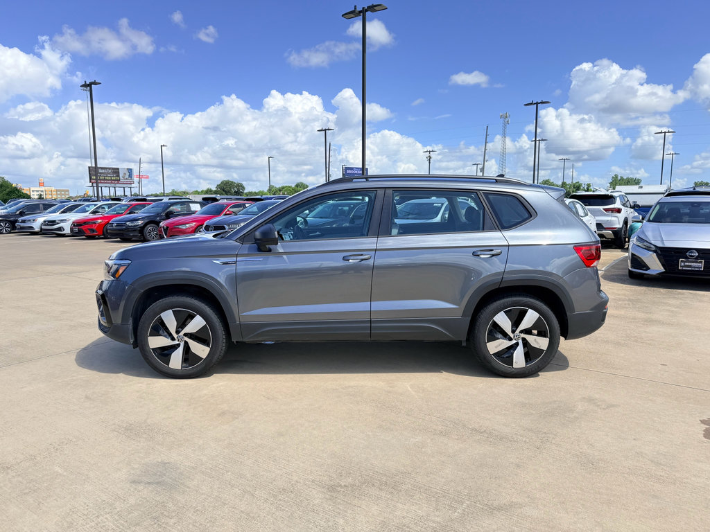 Used 2024 Volkswagen Taos S AWD/4WD image 9
