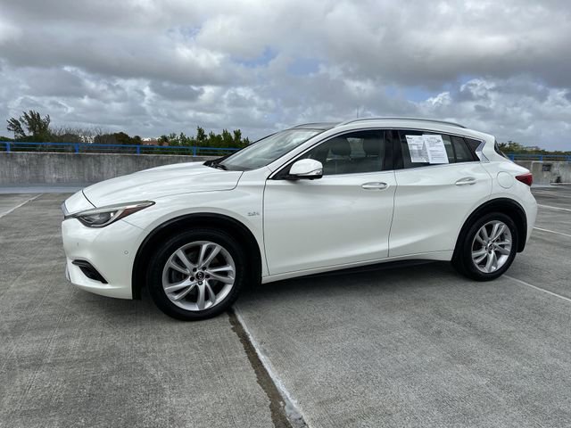 Used 2019 INFINITI QX30 w/ Navigation Package image 18
