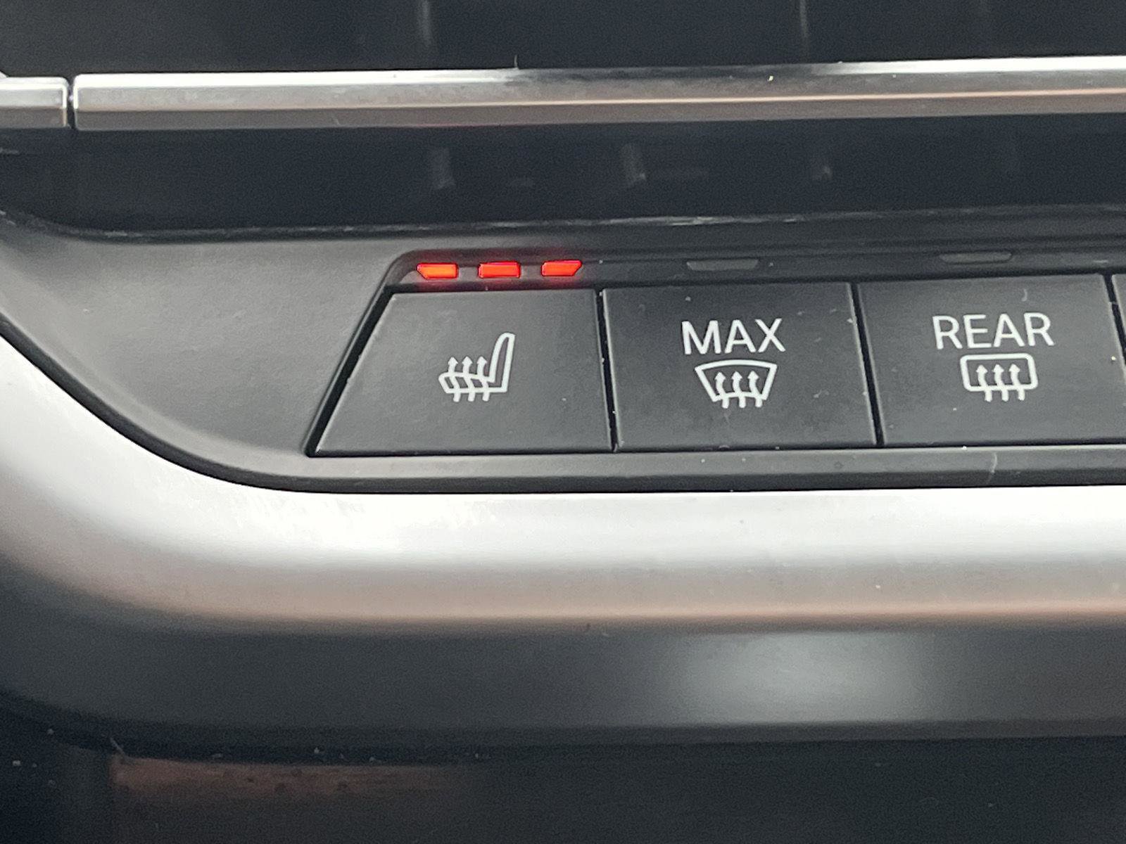 Used 2024 BMW X3 xDrive30i w/ Premium Package image 15