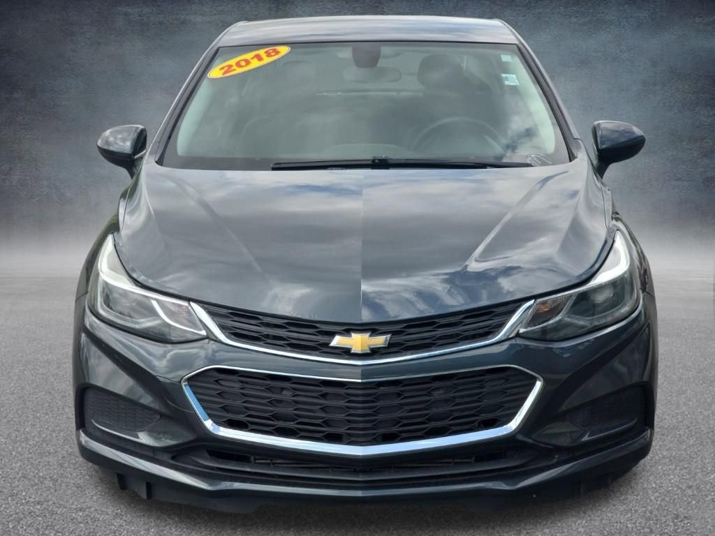 Used 2018 Chevrolet Cruze LT w/ LT Convenience Package FWD image 10