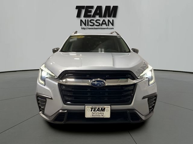 Used 2024 Subaru Ascent Limited w/ Technology Package AWD/4WD image 2