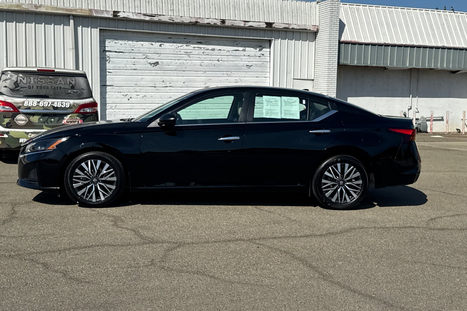 Certified 2025 Nissan Altima 2.5 SV FWD image 9