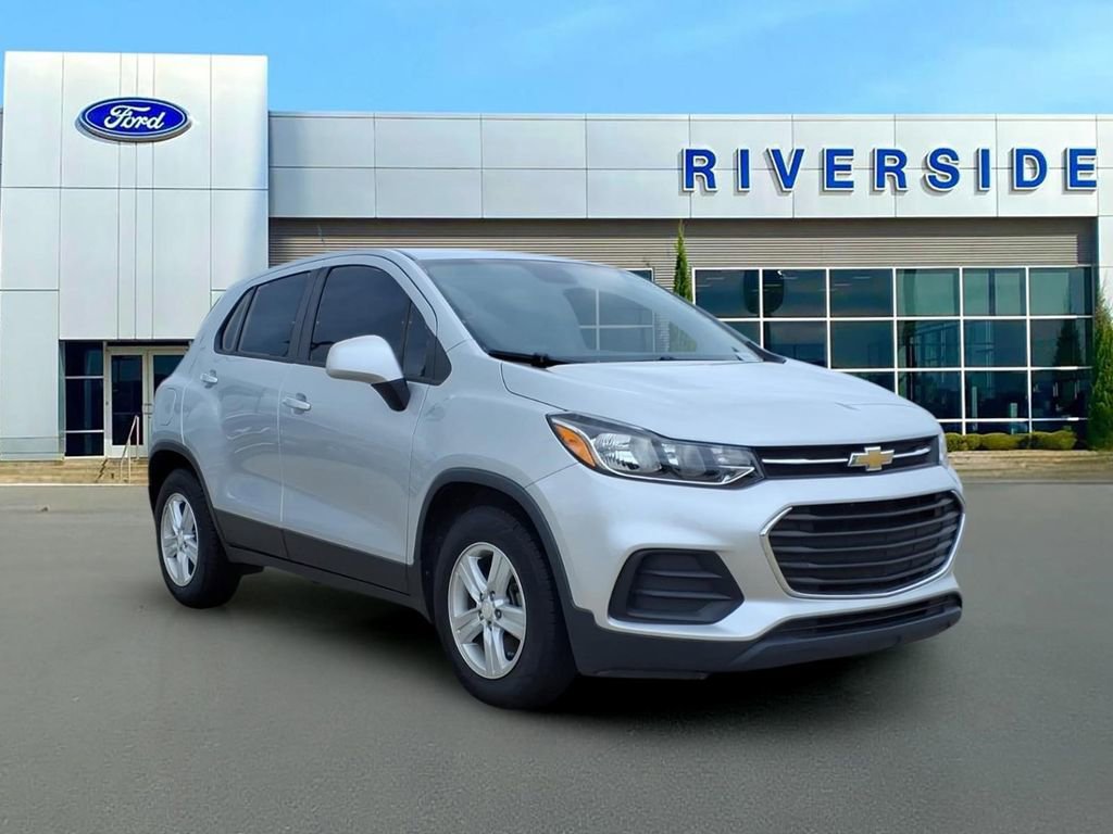 Used 2020 Chevrolet Trax LS w/ Tint and Cruise Package