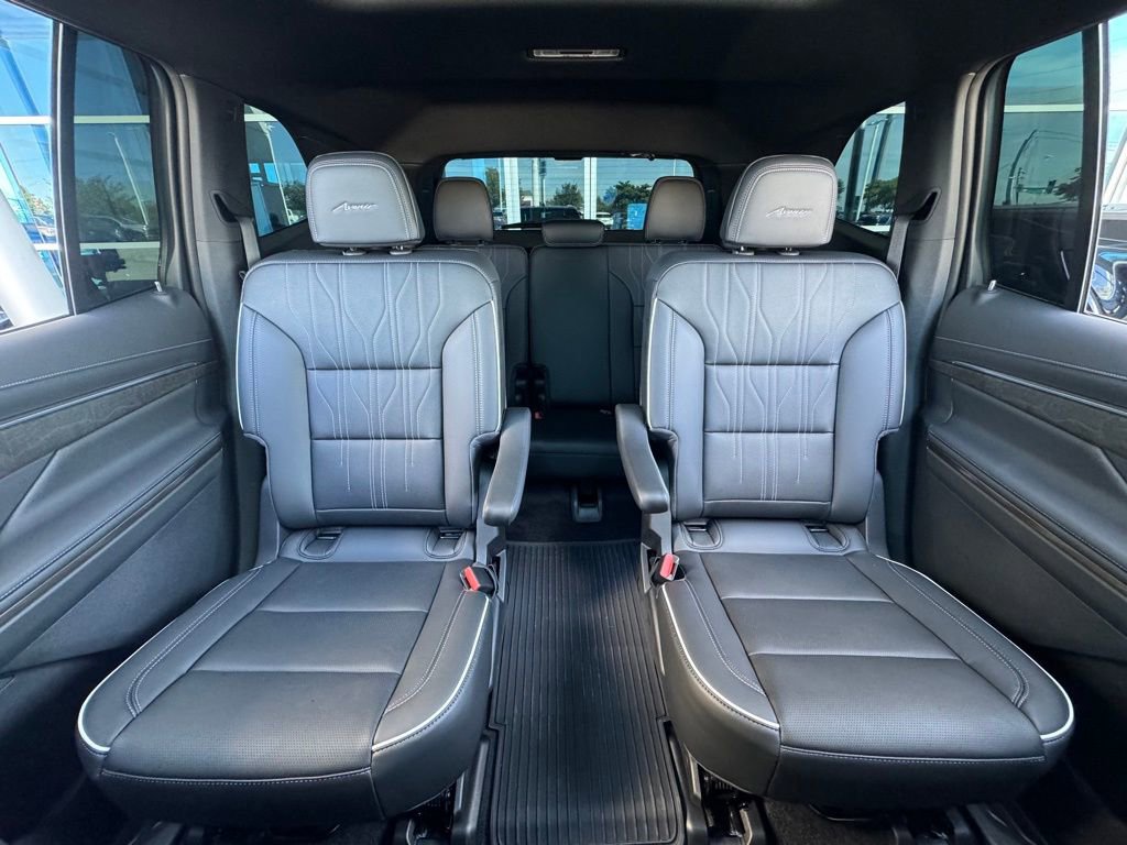 Used 2026 Buick Enclave Avenir w/ Super Cruise Package image 25