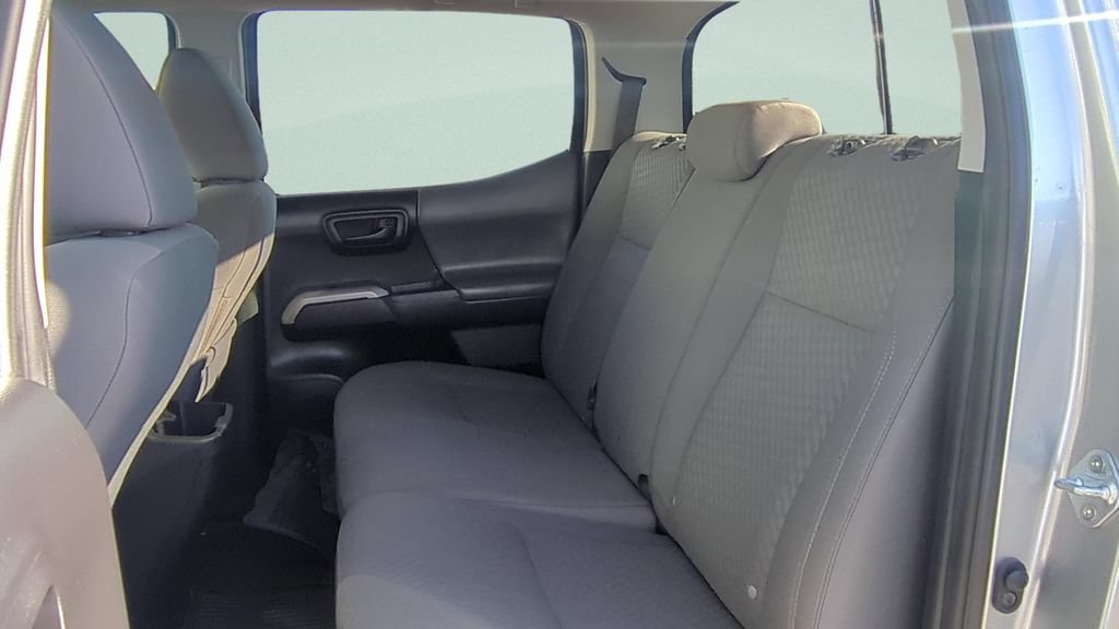 Used 2023 Toyota Tacoma SR5 AWD/4WD image 10