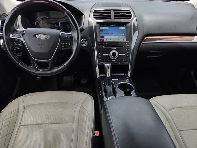 Used 2018 Ford Explorer Platinum AWD/4WD image 8