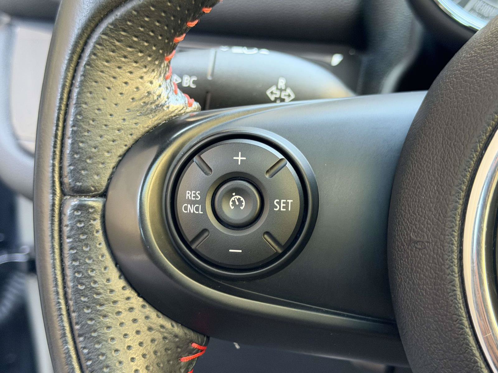 Used 2018 MINI Cooper Countryman ALL4 AWD/4WD image 16
