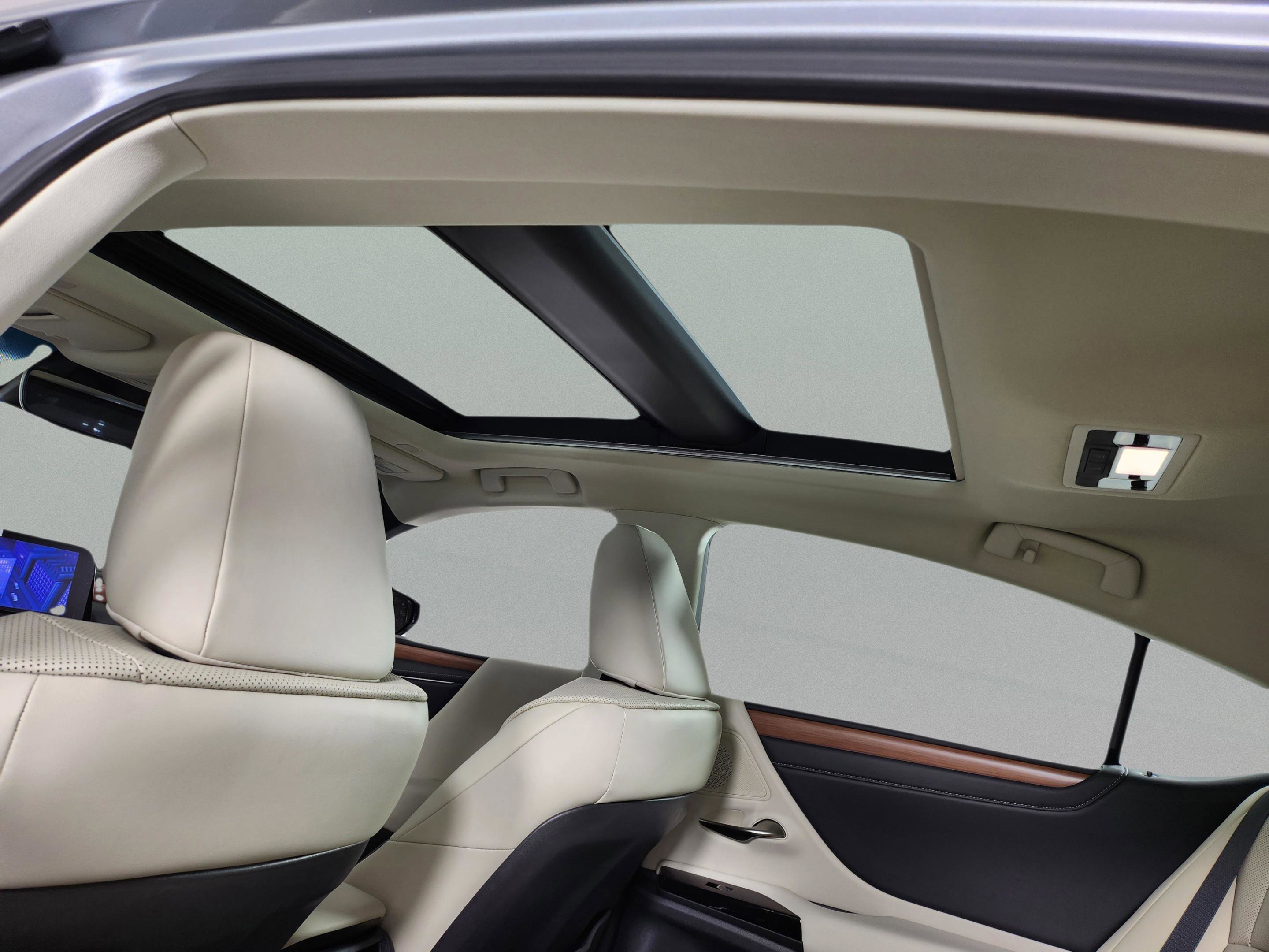 New 2025 Lexus ES 350 w/ Premium Package image 29