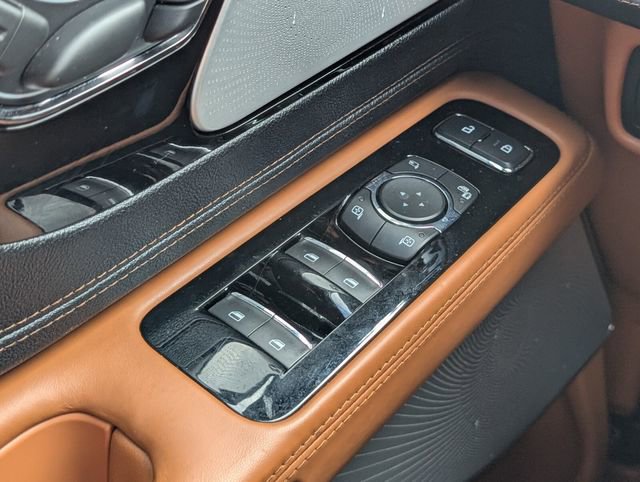 Used 2021 Lincoln Aviator Black Label w/ Dynamic Handling Package AWD/4WD image 29