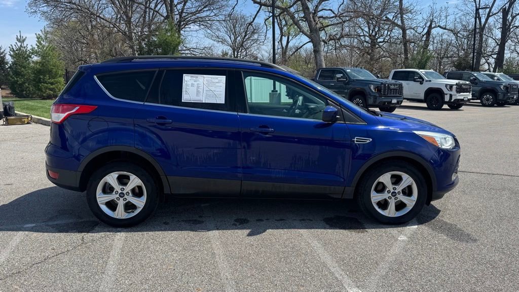 Used 2014 Ford Escape SE w/ Equipment Group 201A image 2