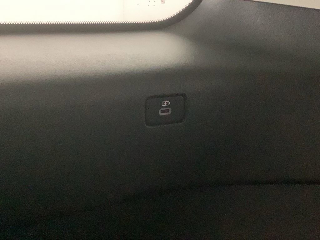 Certified 2024 MAZDA CX-90 Plug-In Hybrid w/ Premium Pkg image 17