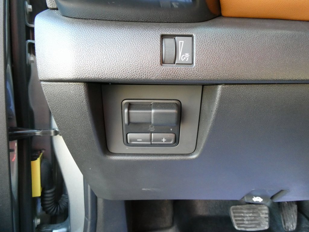 Certified 2024 GMC Canyon AT4 image 22