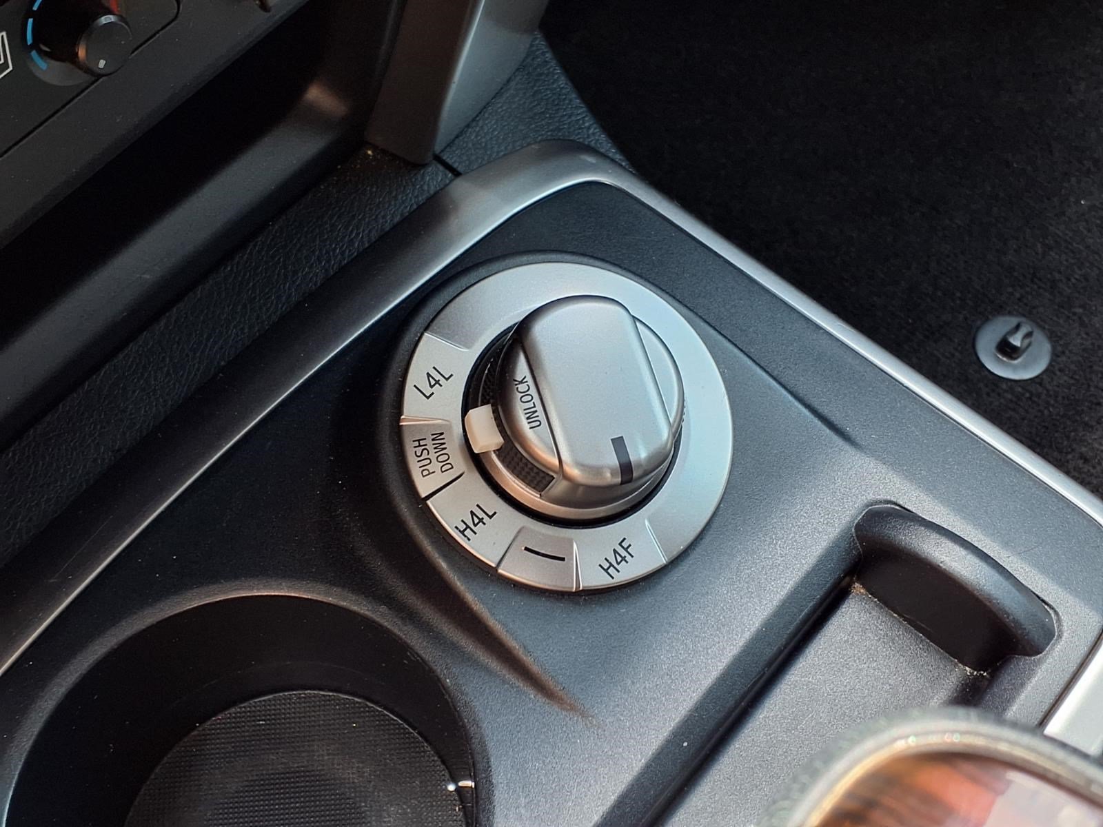 Used 2023 Toyota 4Runner Limited AWD/4WD image 21
