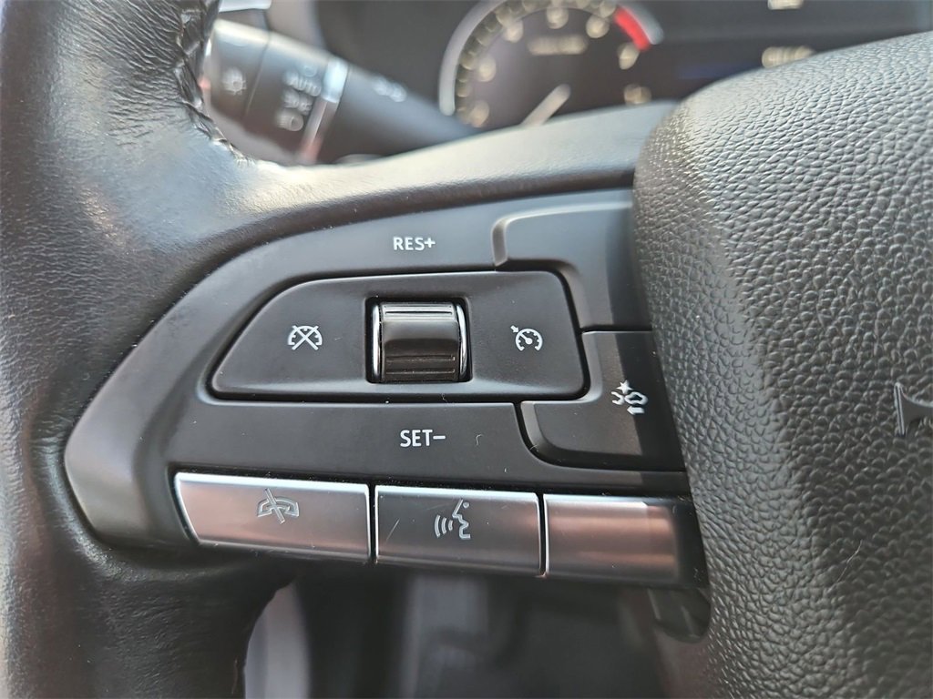 Certified 2023 Cadillac XT4 Premium Luxury image 9