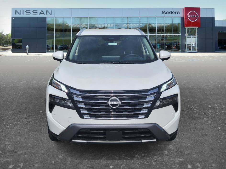 Certified 2025 Nissan Rogue SL image 2
