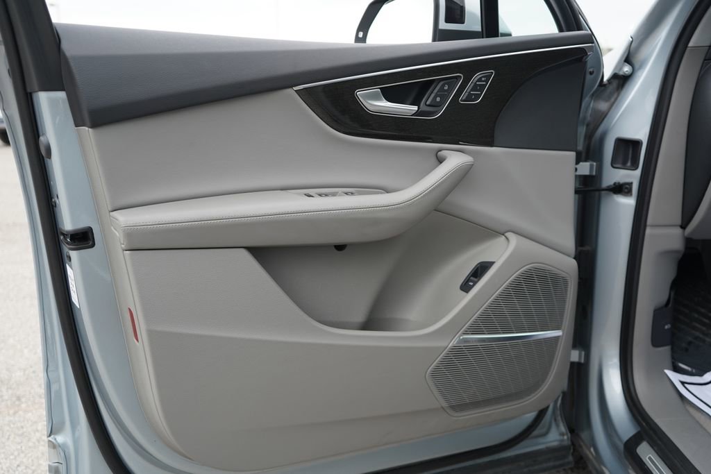 Used 2024 Audi Q7 2.0T Premium Plus image 13