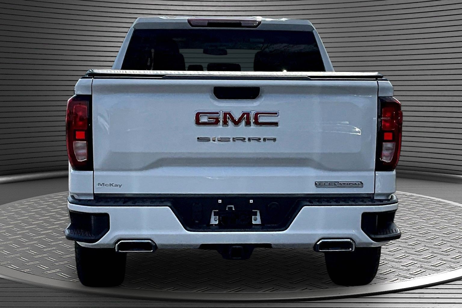 Used 2024 GMC Sierra 1500 Elevation AWD/4WD image 5