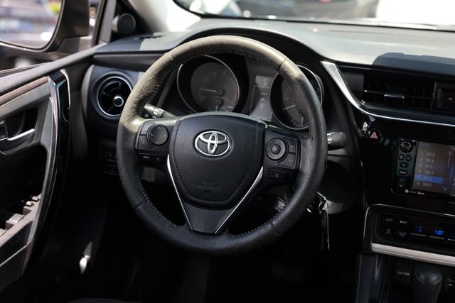Used 2017 Toyota Corolla iM FWD image 32