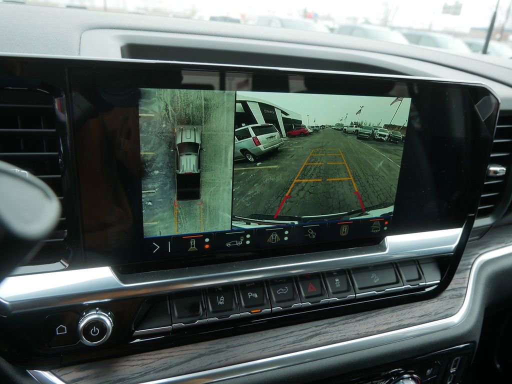 Used 2026 GMC Sierra 3500 SLT w/ SLT Premium Package image 31