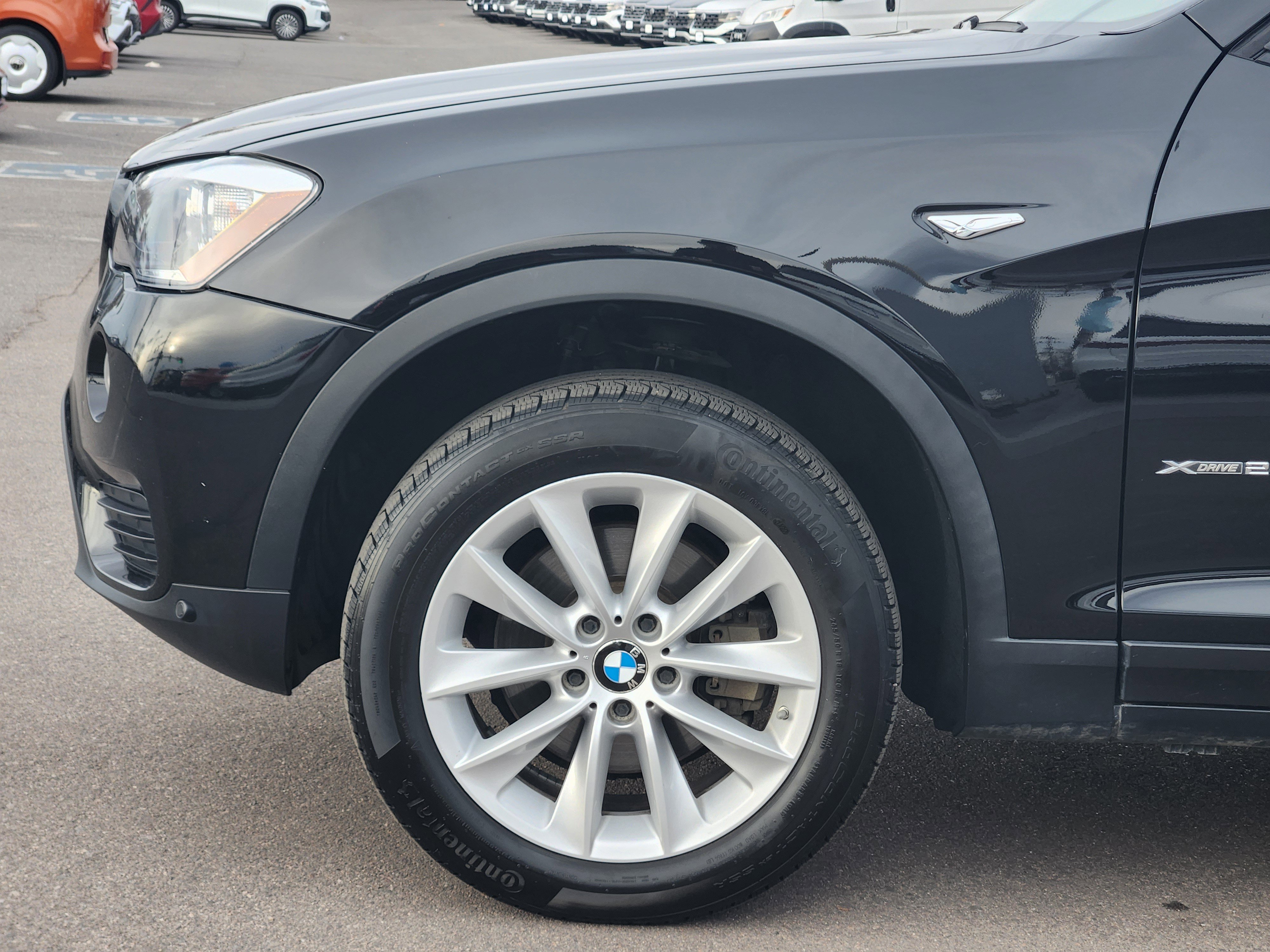 Used 2017 BMW X3 xDrive28i image 2