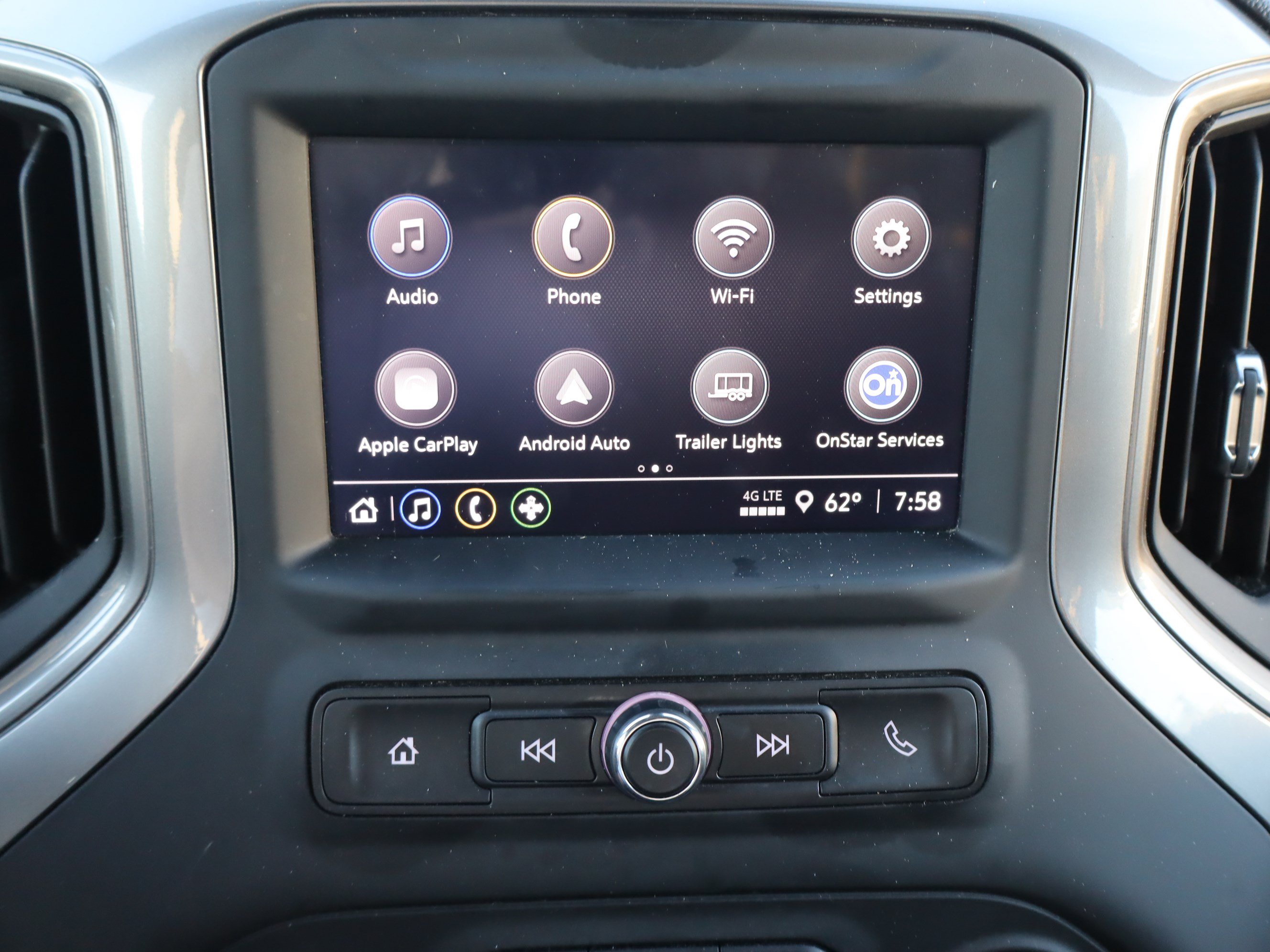 Used 2025 Chevrolet Silverado 1500 W/T w/ WT Value Package AWD/4WD image 25