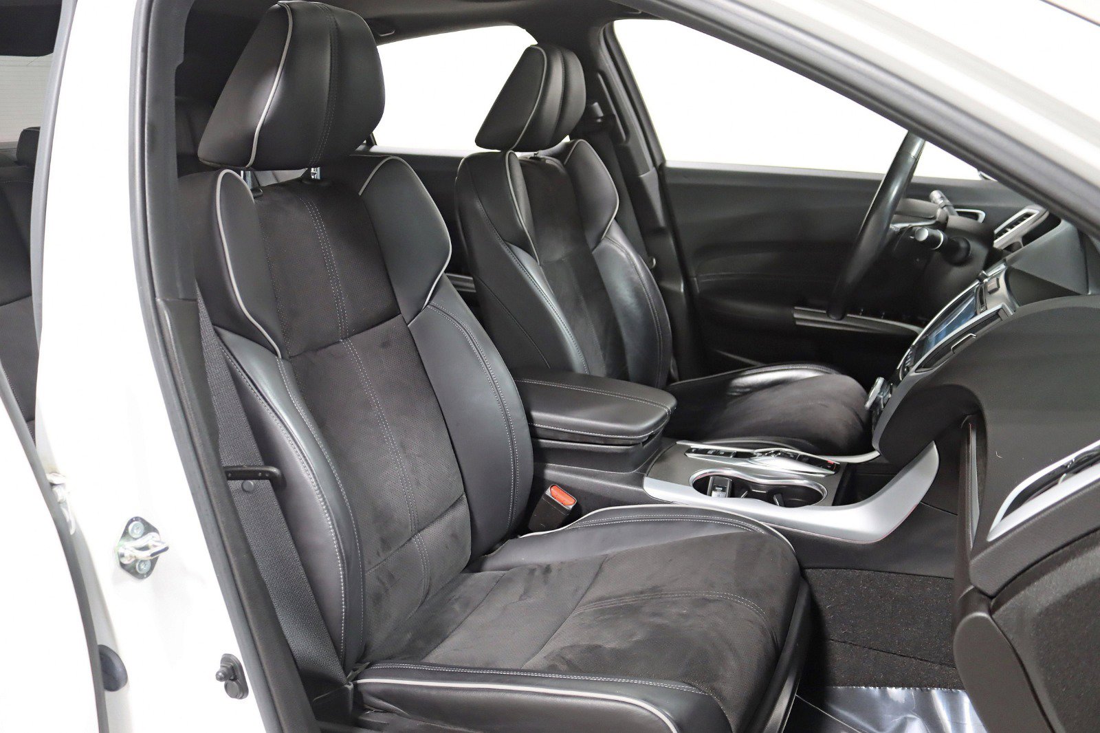 Used 2020 Acura TLX V6 w/ A-SPEC Pkg image 27