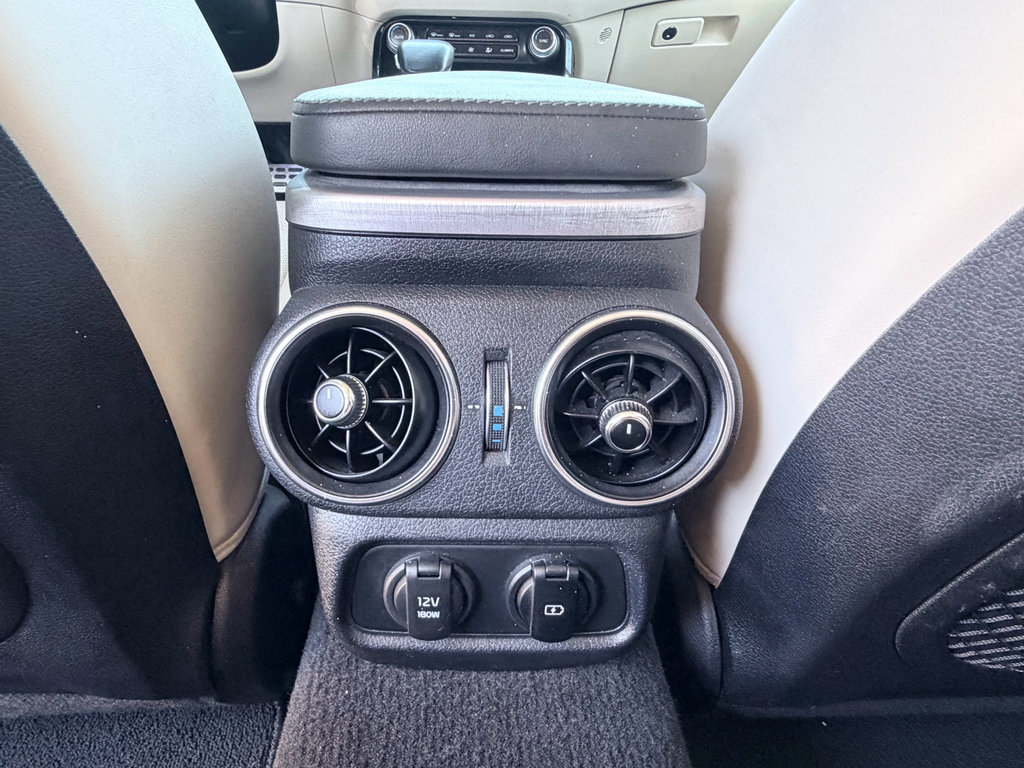 Used 2022 Kia Stinger GT2 RWD image 30