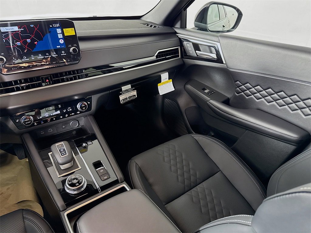 New 2025 Mitsubishi Outlander SEL Black Edition image 24