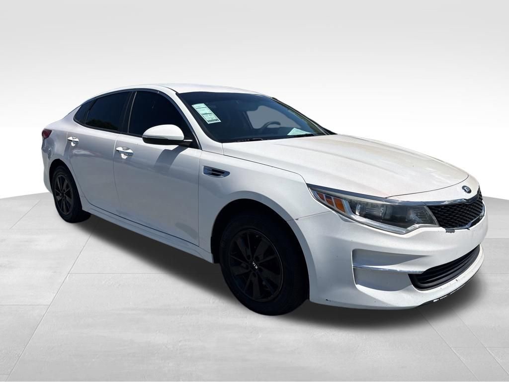 Used 2017 Kia Optima LX w/ Option Group 014 FWD image 8
