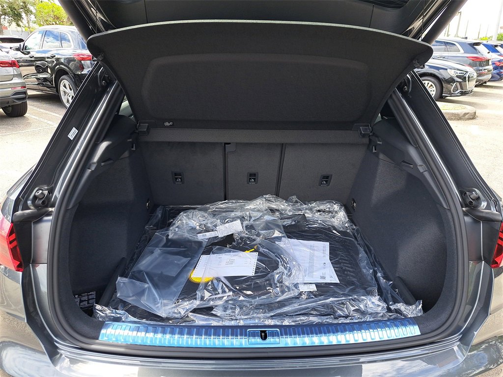 New 2025 Audi Q3 2.0T Premium Plus image 31